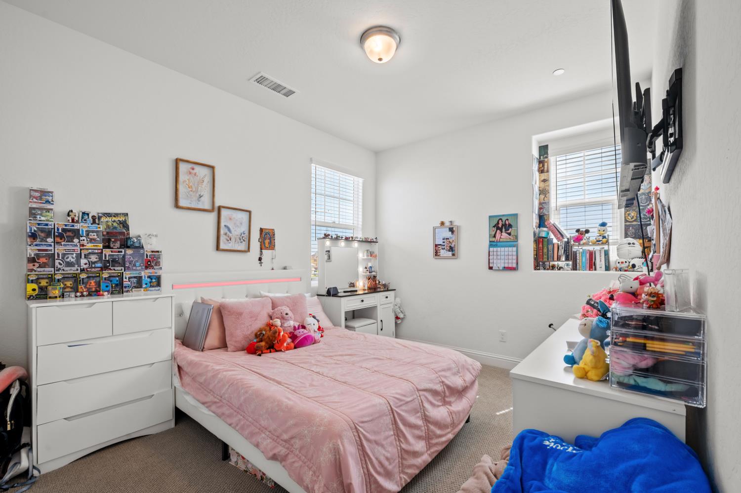 6254 W Holland Ave, Fresno, CA 93723