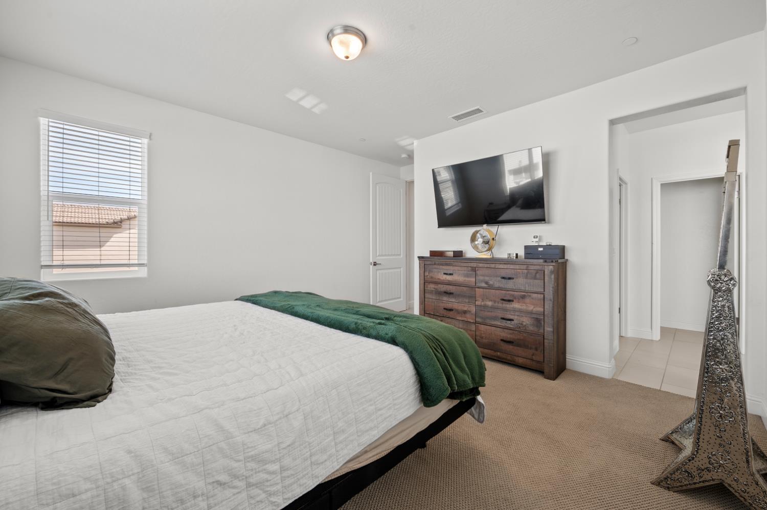 6254 W Holland Ave, Fresno, CA 93723