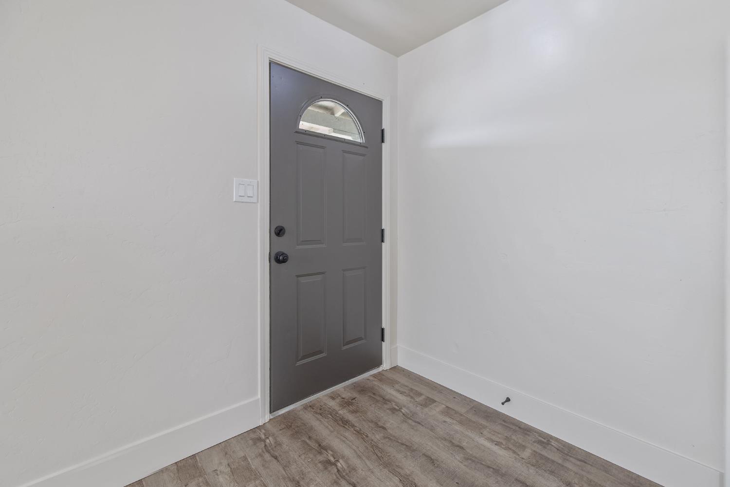 364 S Newman Rd, Tipton, CA 93272