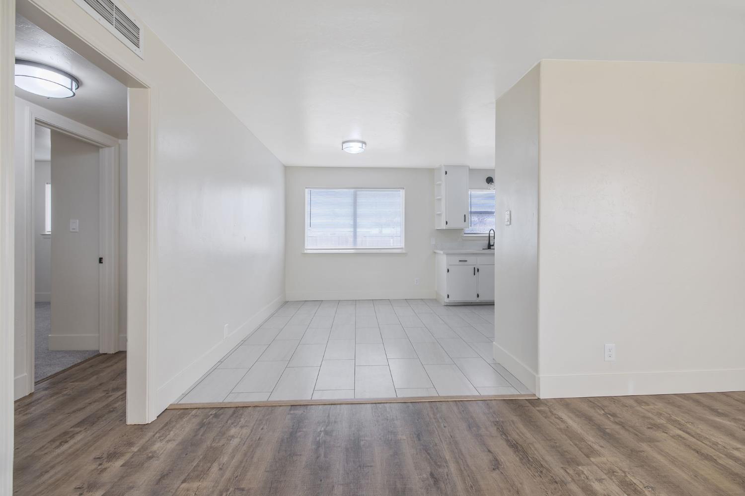 364 S Newman Rd, Tipton, CA 93272