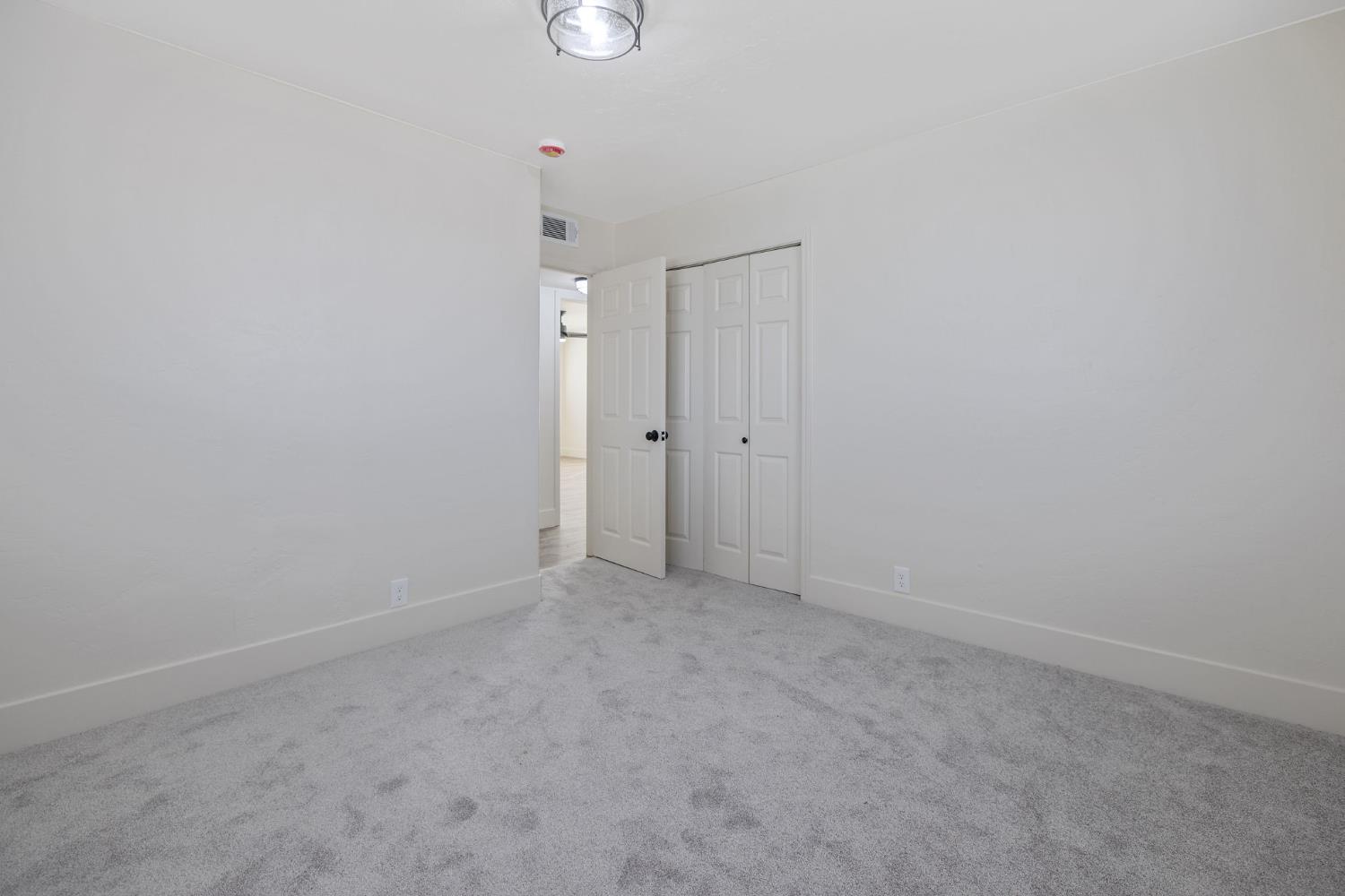 364 S Newman Rd, Tipton, CA 93272