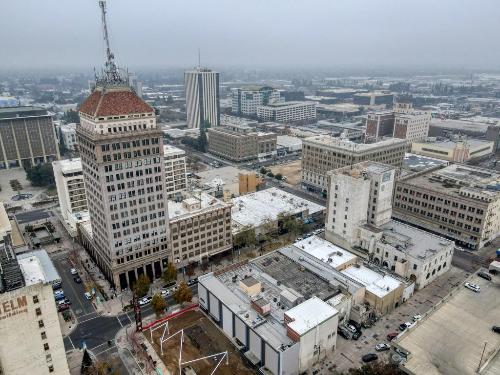 1045 Fulton St, Fresno, CA 93721