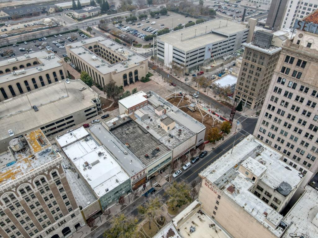 1045 Fulton St, Fresno, CA 93721