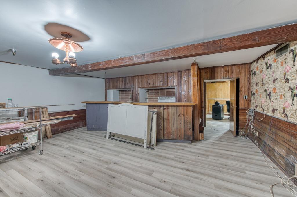 1045 Fulton St, Fresno, CA 93721