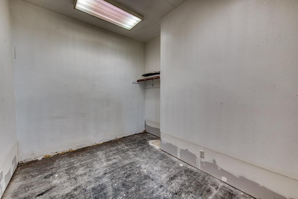 1045 Fulton St, Fresno, CA 93721