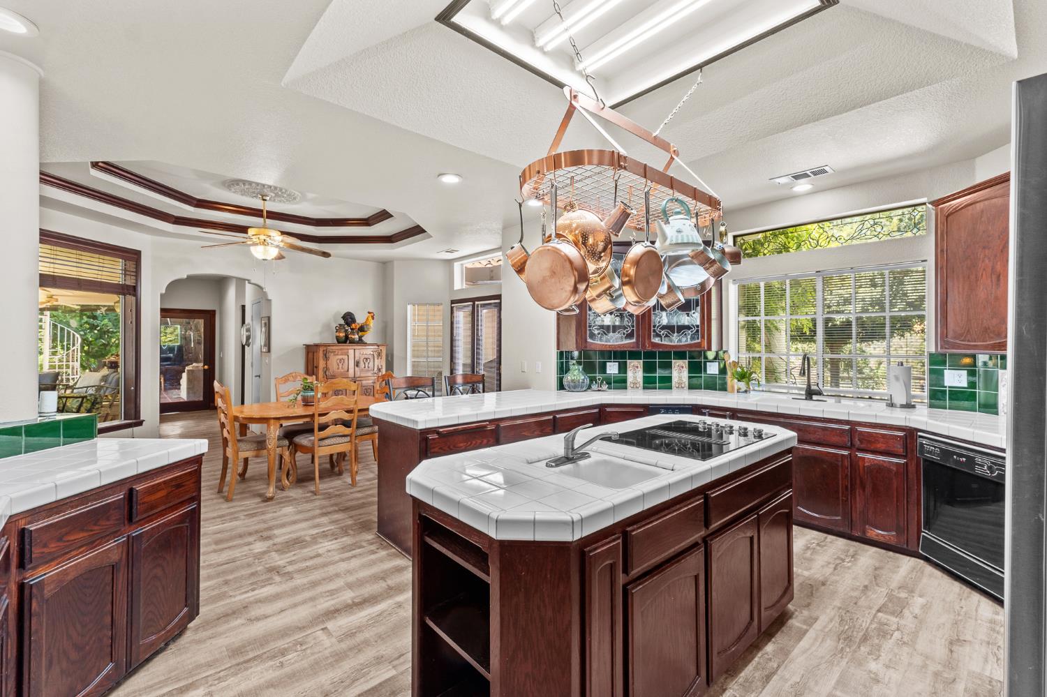 32933 Success Valley Dr, Porterville, CA 93257