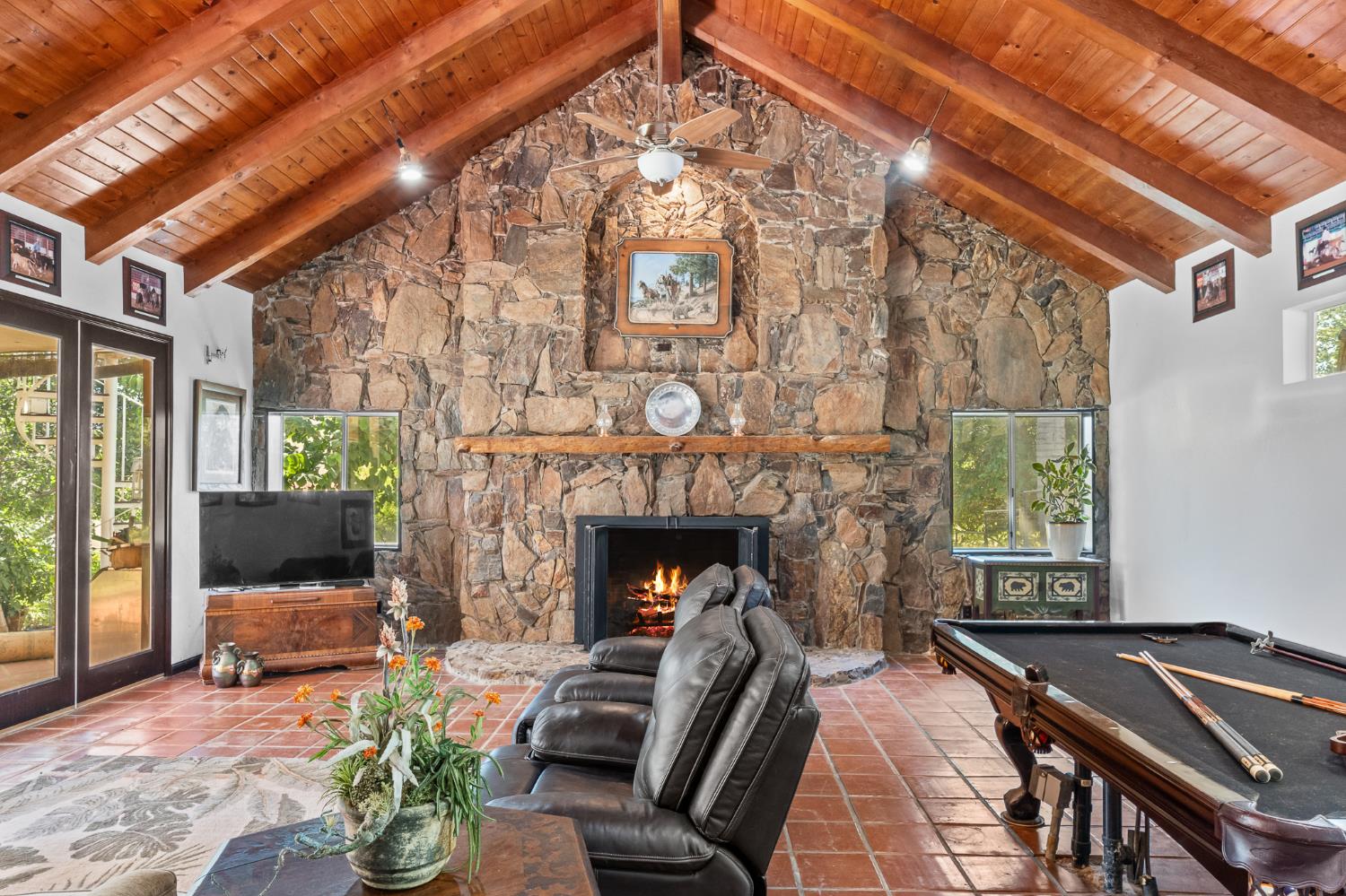 32933 Success Valley Dr, Porterville, CA 93257