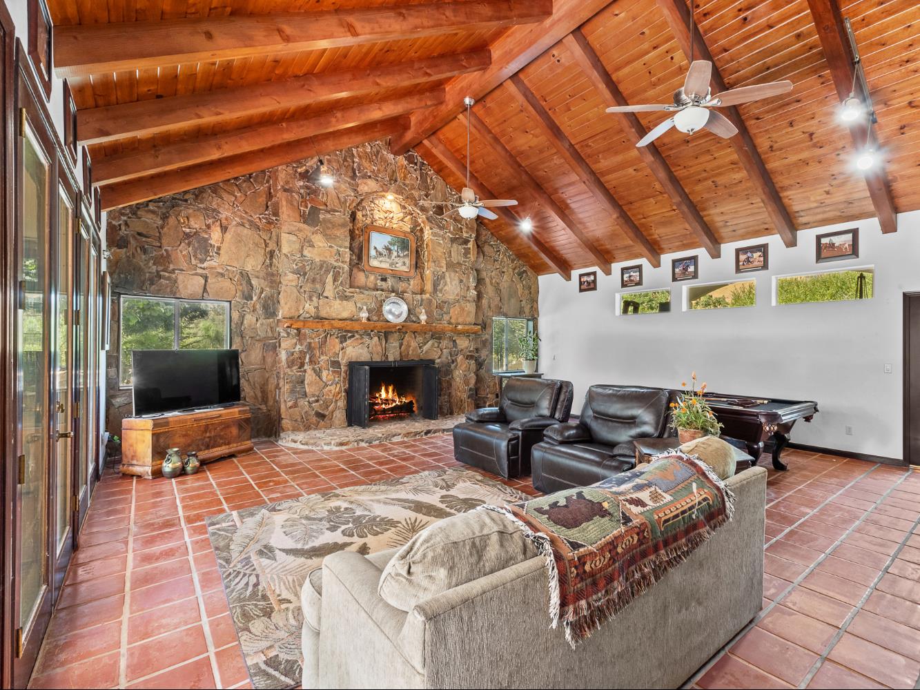 32933 Success Valley Dr, Porterville, CA 93257