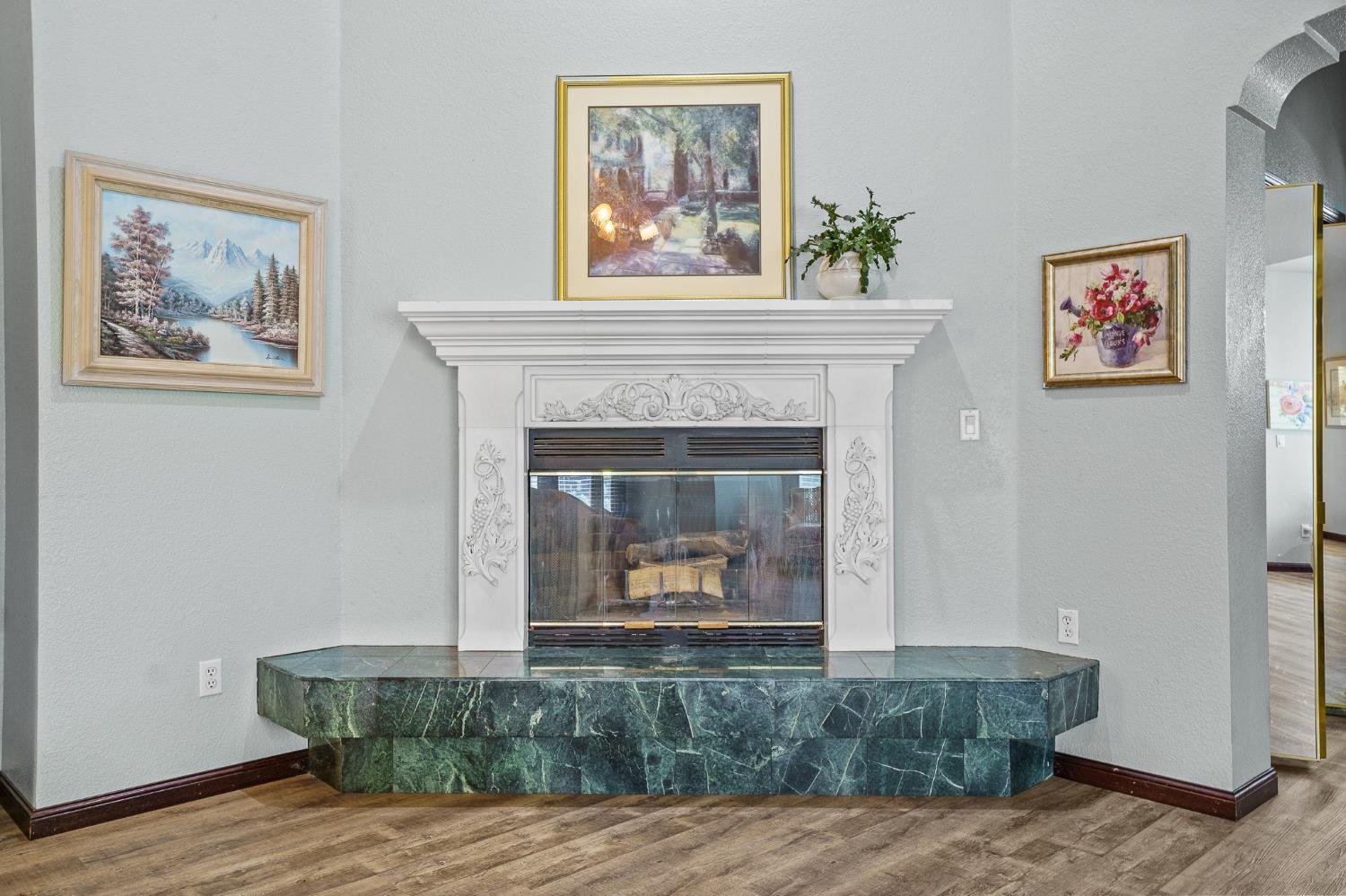 32933 Success Valley Dr, Porterville, CA 93257