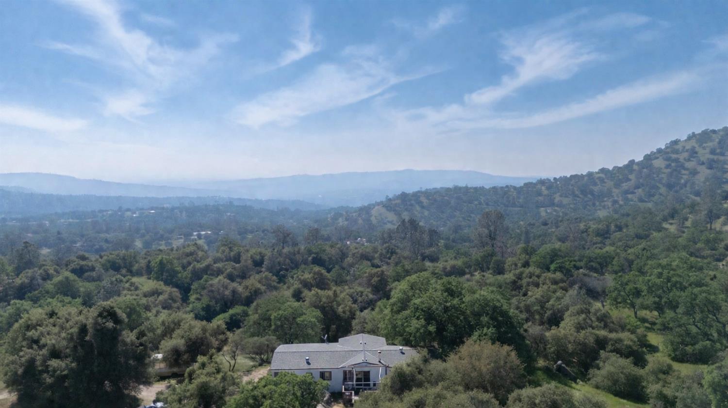 33404 Robinhood Dr, Coarsegold, CA 93614