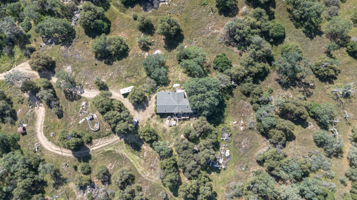 33404 Robinhood Dr, Coarsegold, CA 93614