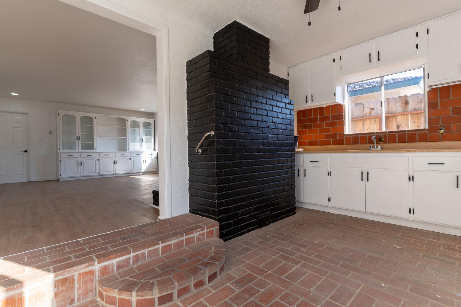 5761 N Orchard St, Fresno, CA 93710