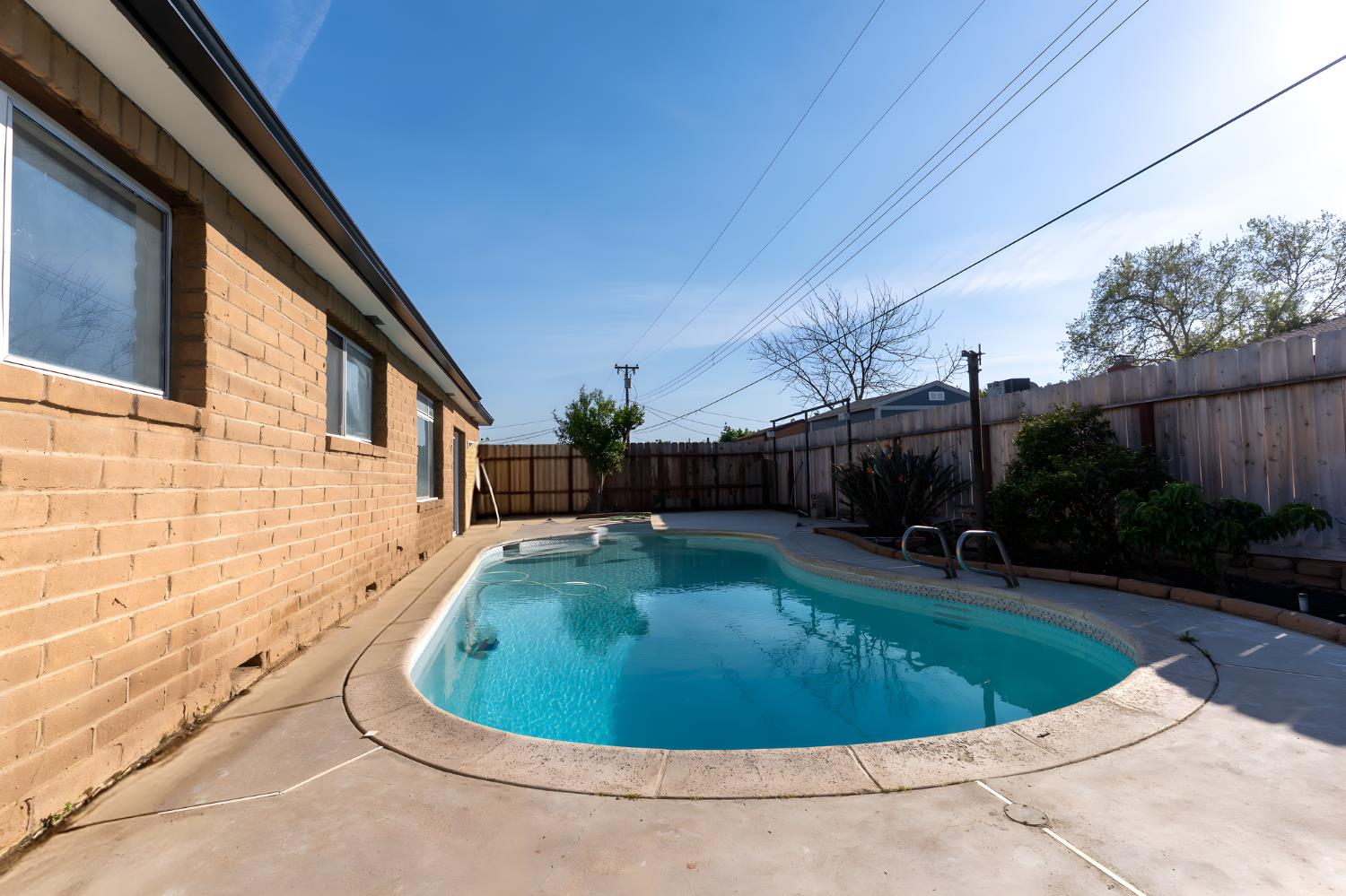 5761 N Orchard St, Fresno, CA 93710