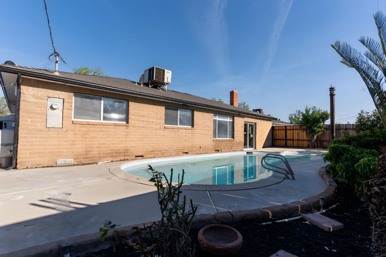 5761 N Orchard St, Fresno, CA 93710