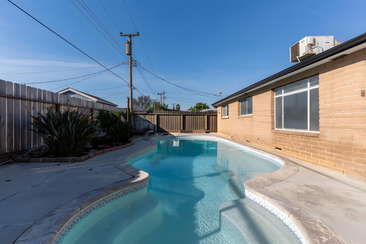 5761 N Orchard St, Fresno, CA 93710