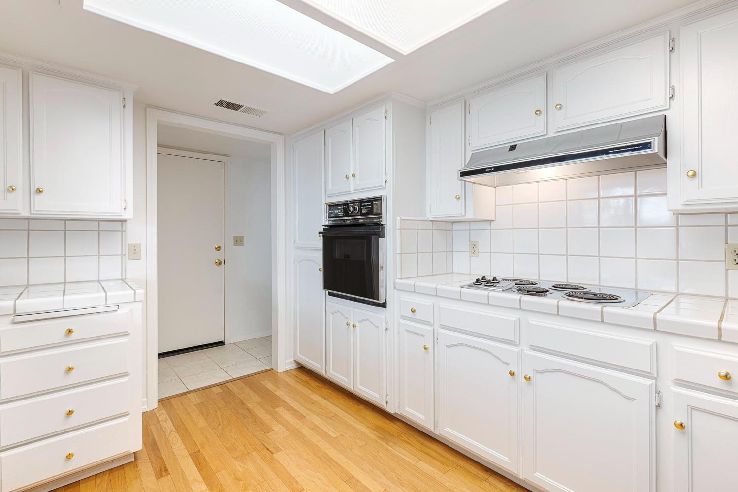 6363 N Gilroy Ave, Fresno, CA 93722