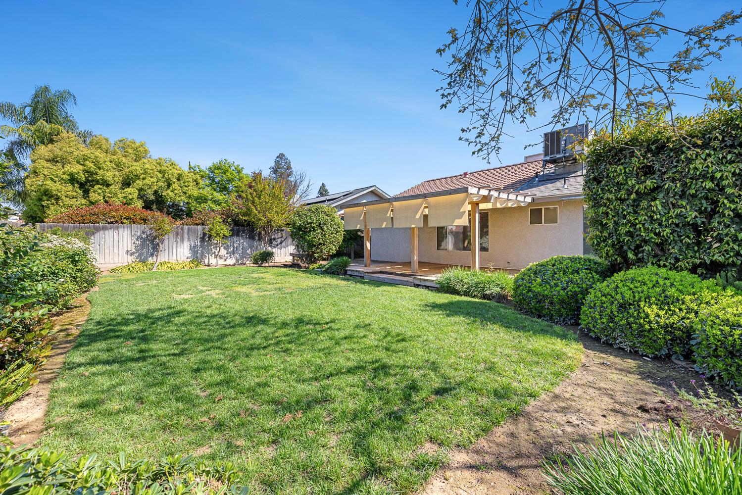 6363 N Gilroy Ave, Fresno, CA 93722