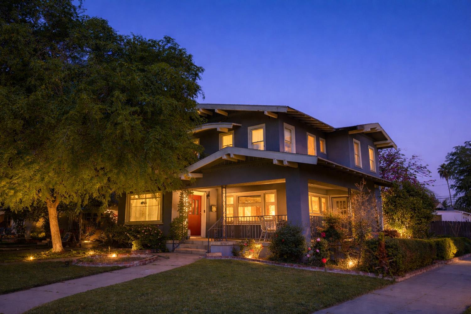 3463 E Kerckhoff Ave, Fresno, CA 93702