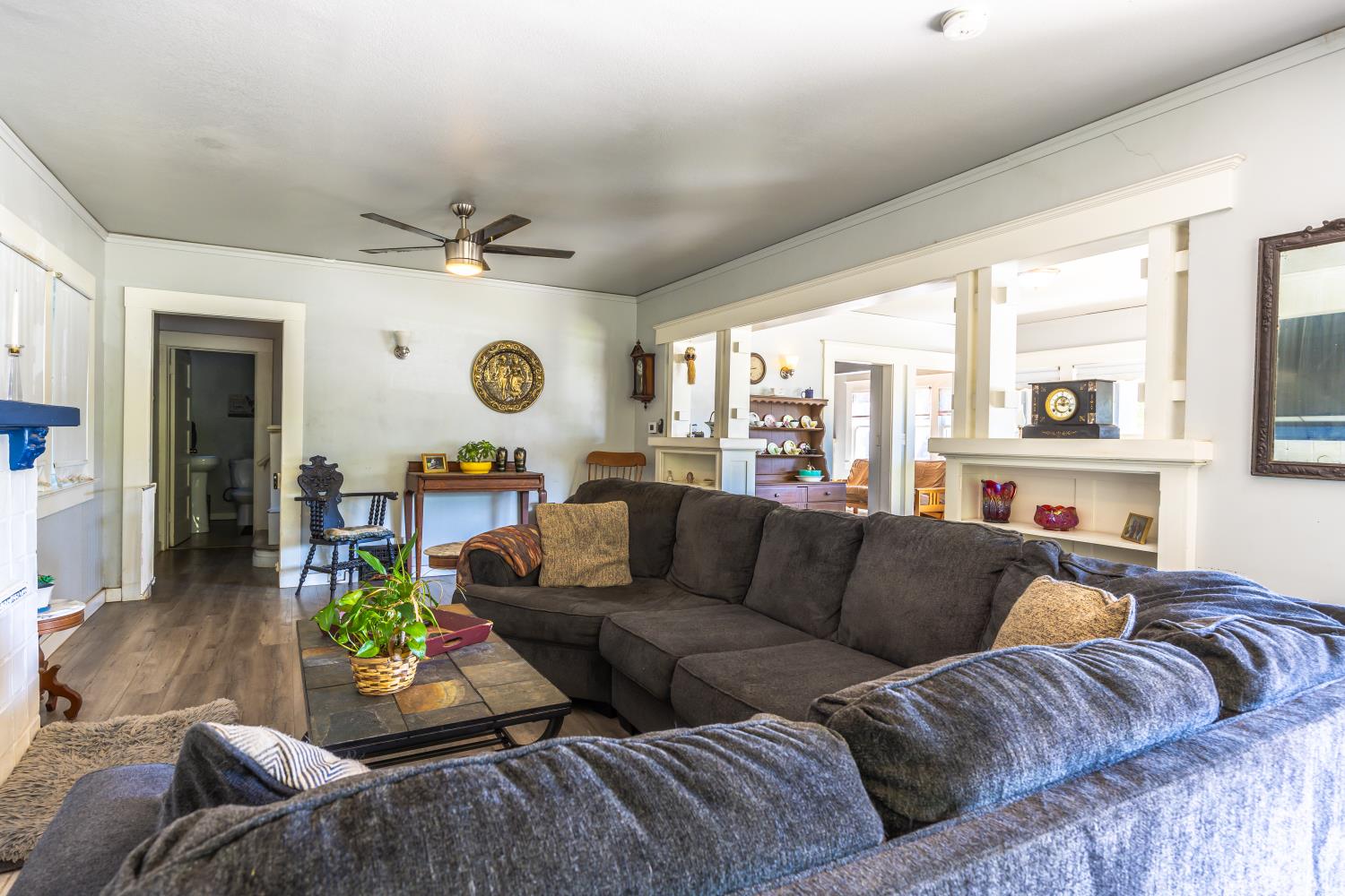 3463 E Kerckhoff Ave, Fresno, CA 93702