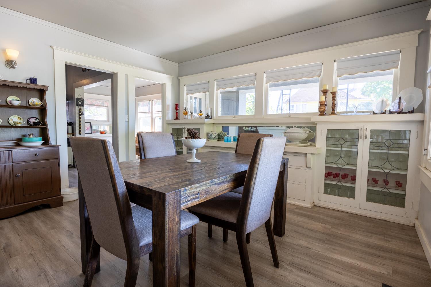 3463 E Kerckhoff Ave, Fresno, CA 93702