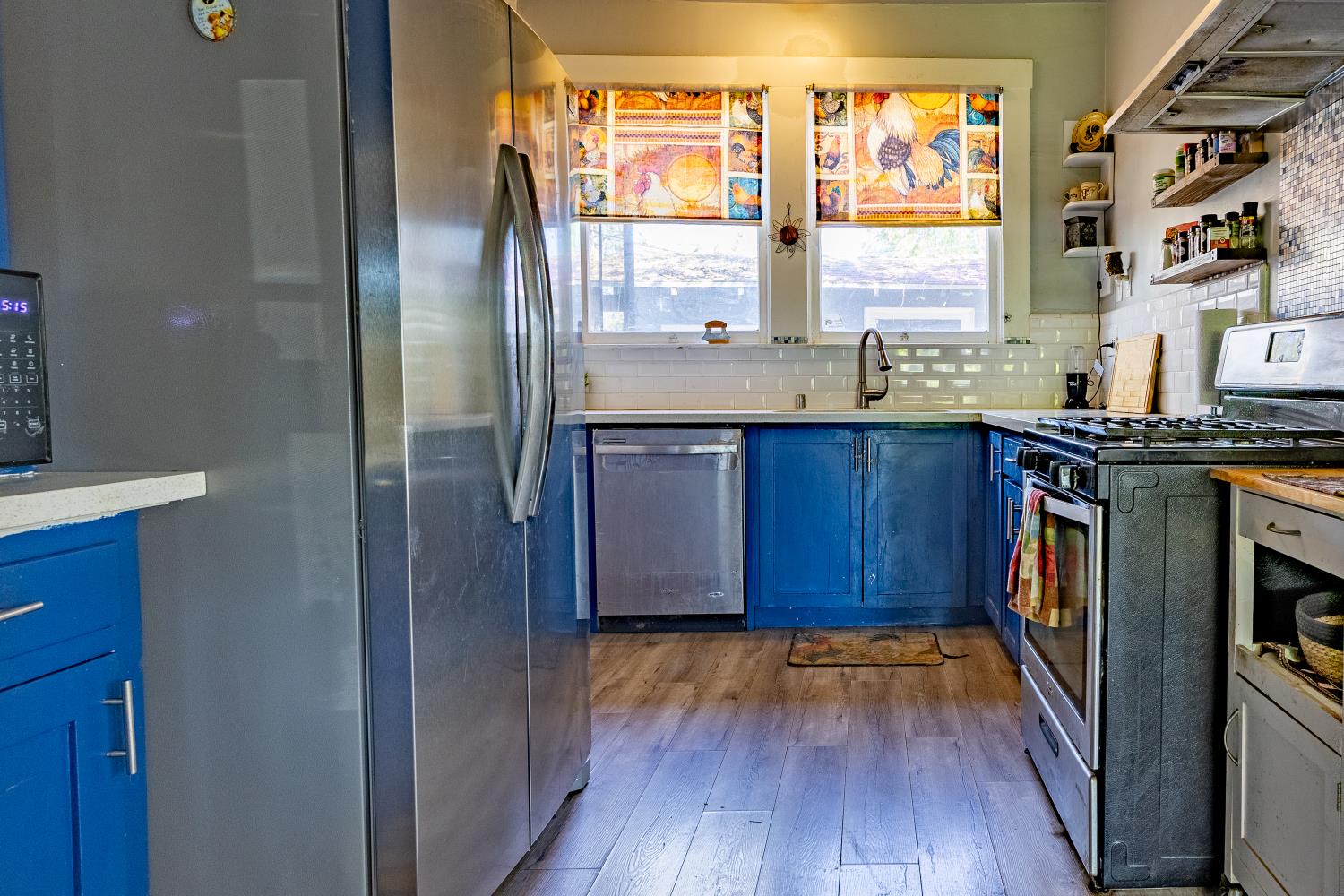 3463 E Kerckhoff Ave, Fresno, CA 93702