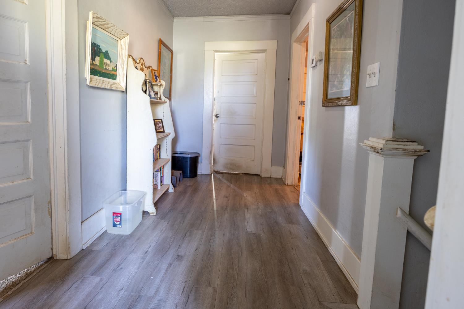 3463 E Kerckhoff Ave, Fresno, CA 93702