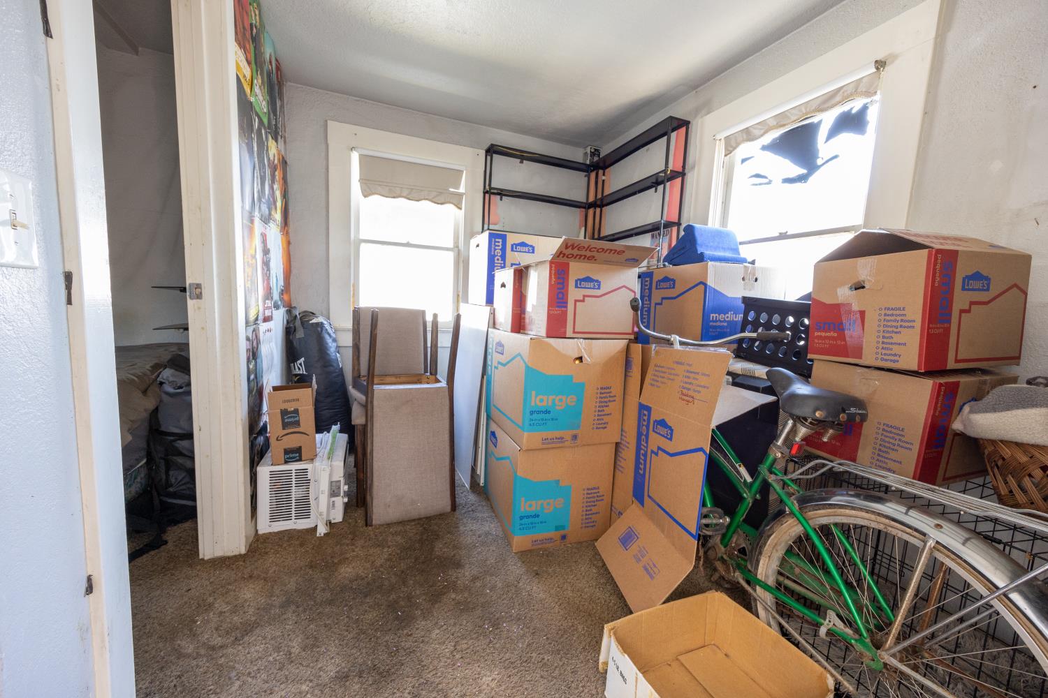 3463 E Kerckhoff Ave, Fresno, CA 93702