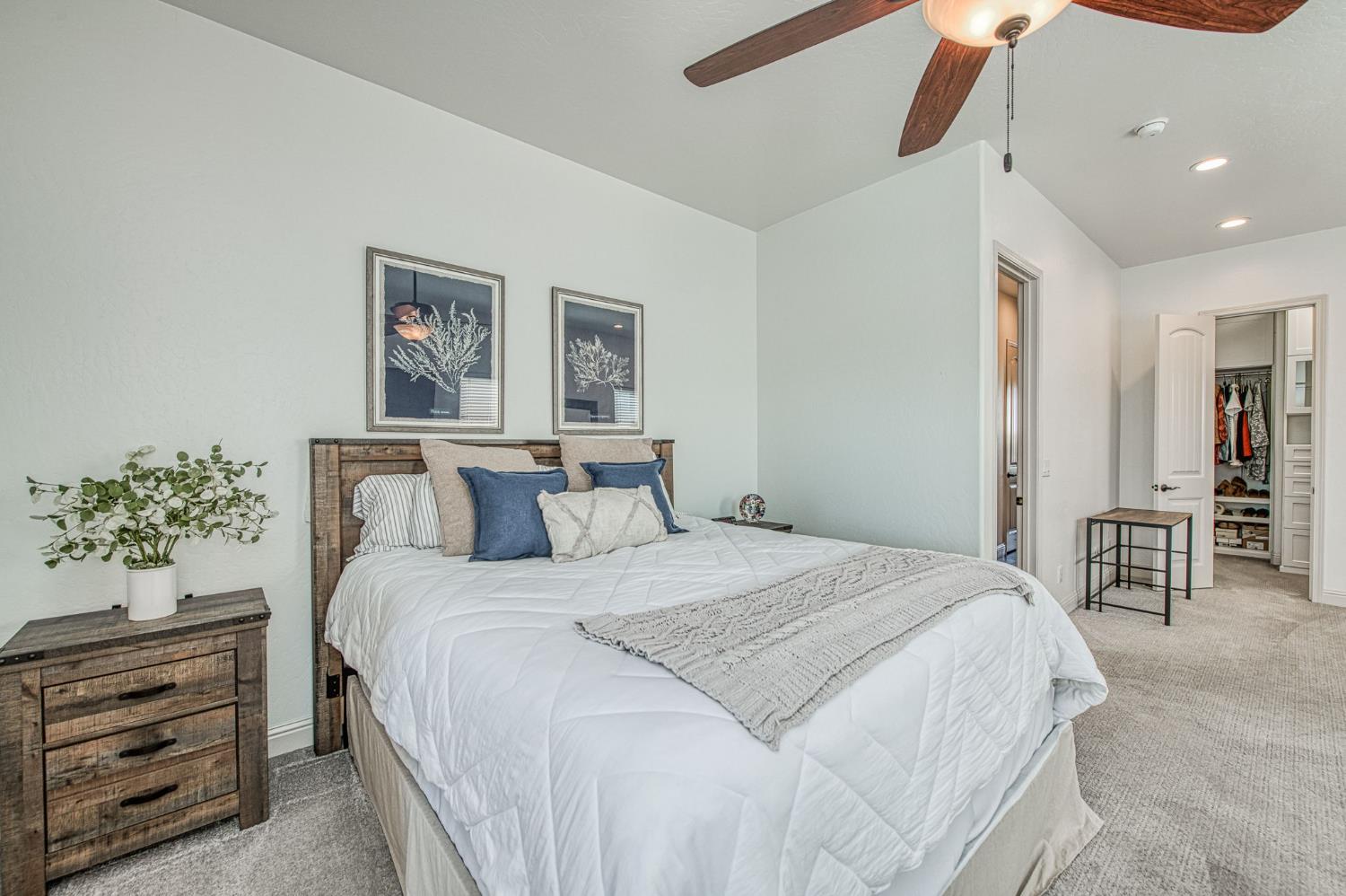 1634 N Cindy Ave, Clovis, CA 93619