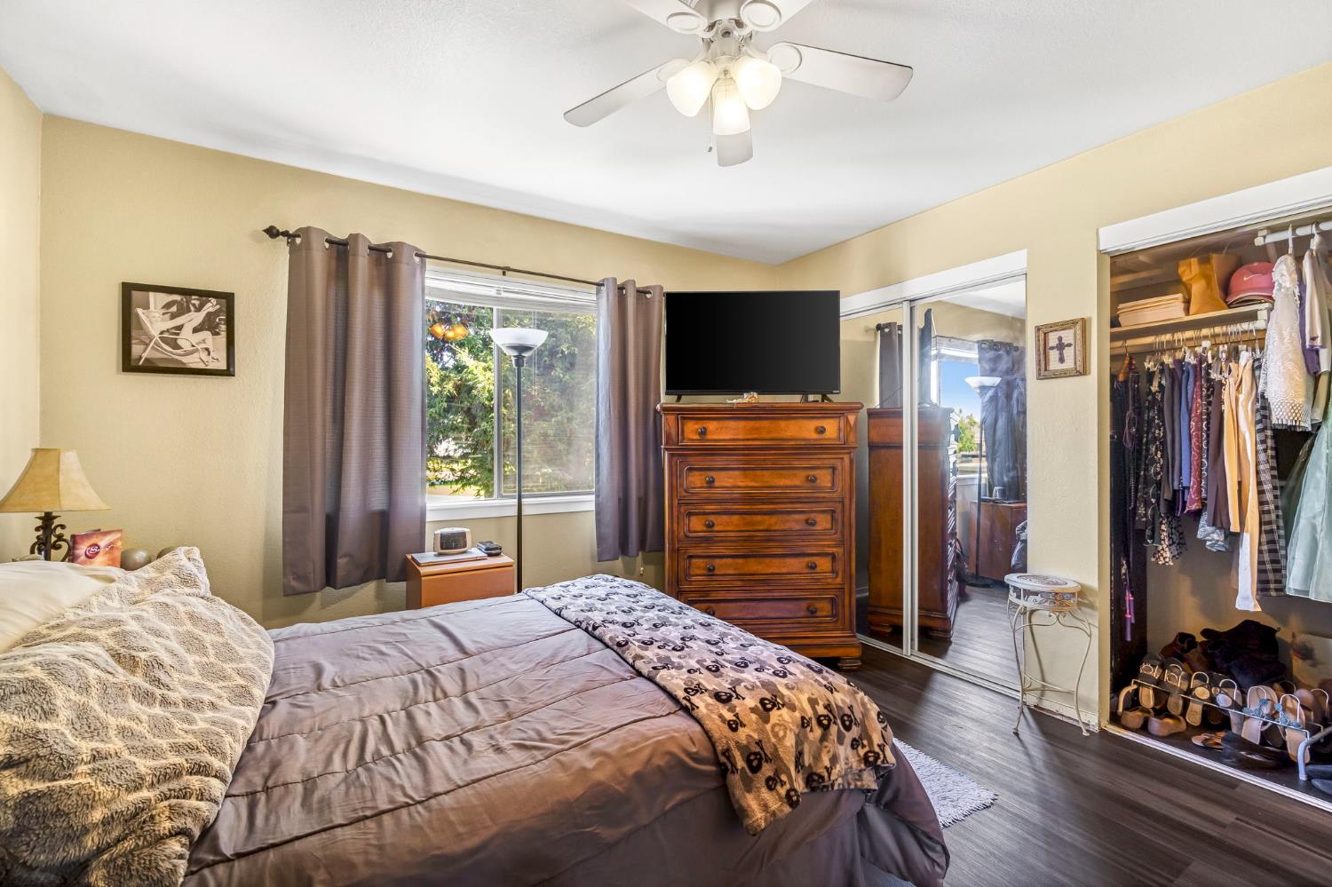 7675 N 1St St #202, Fresno, CA 93720