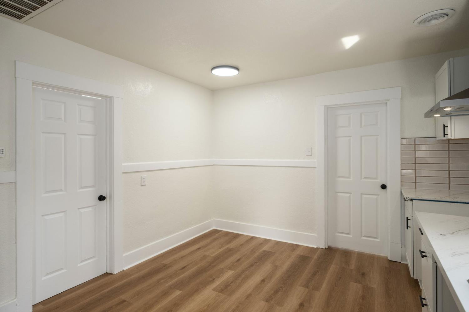 4237 E Washington Ave, Fresno, CA 93702