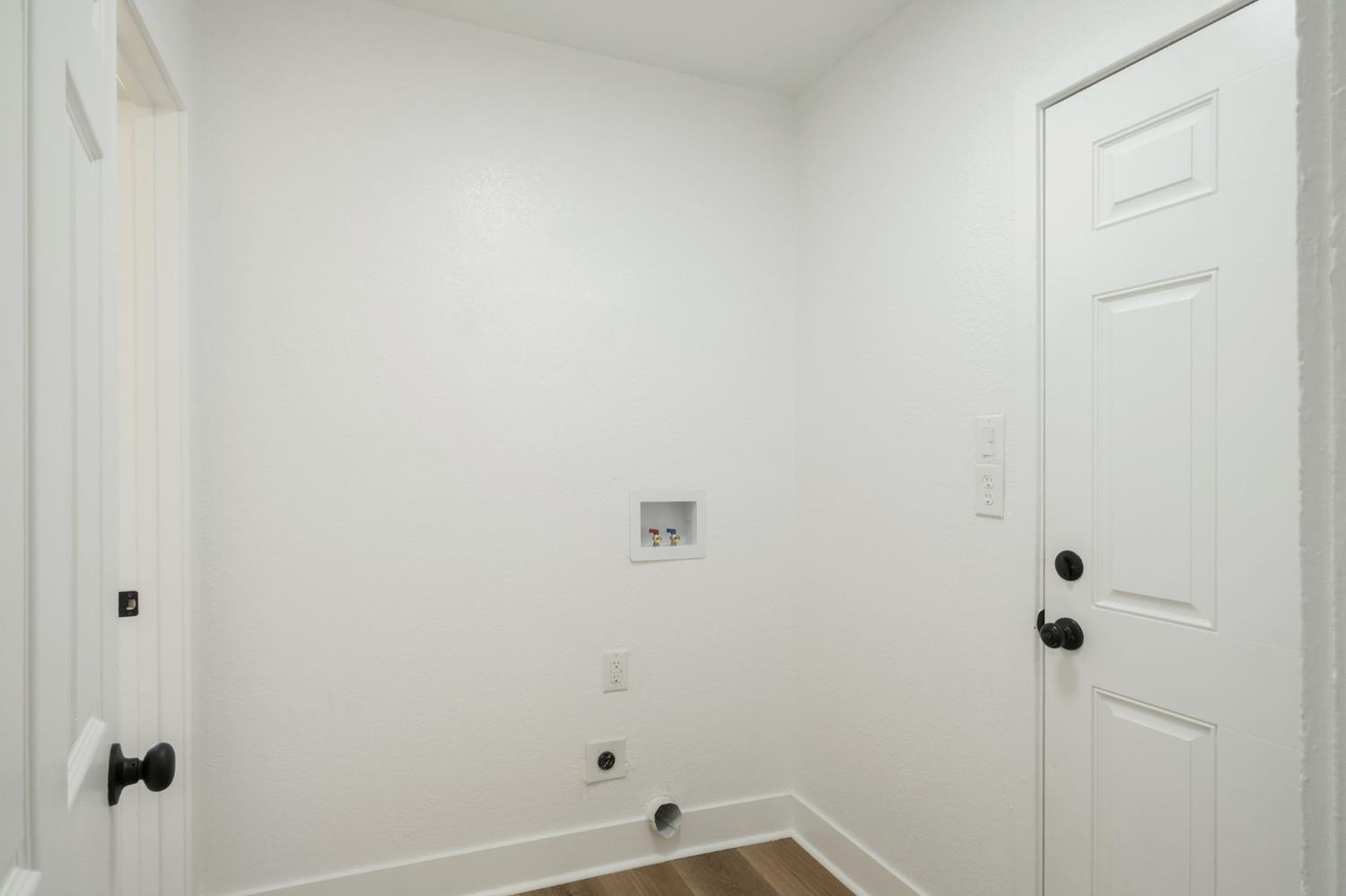 4237 E Washington Ave, Fresno, CA 93702