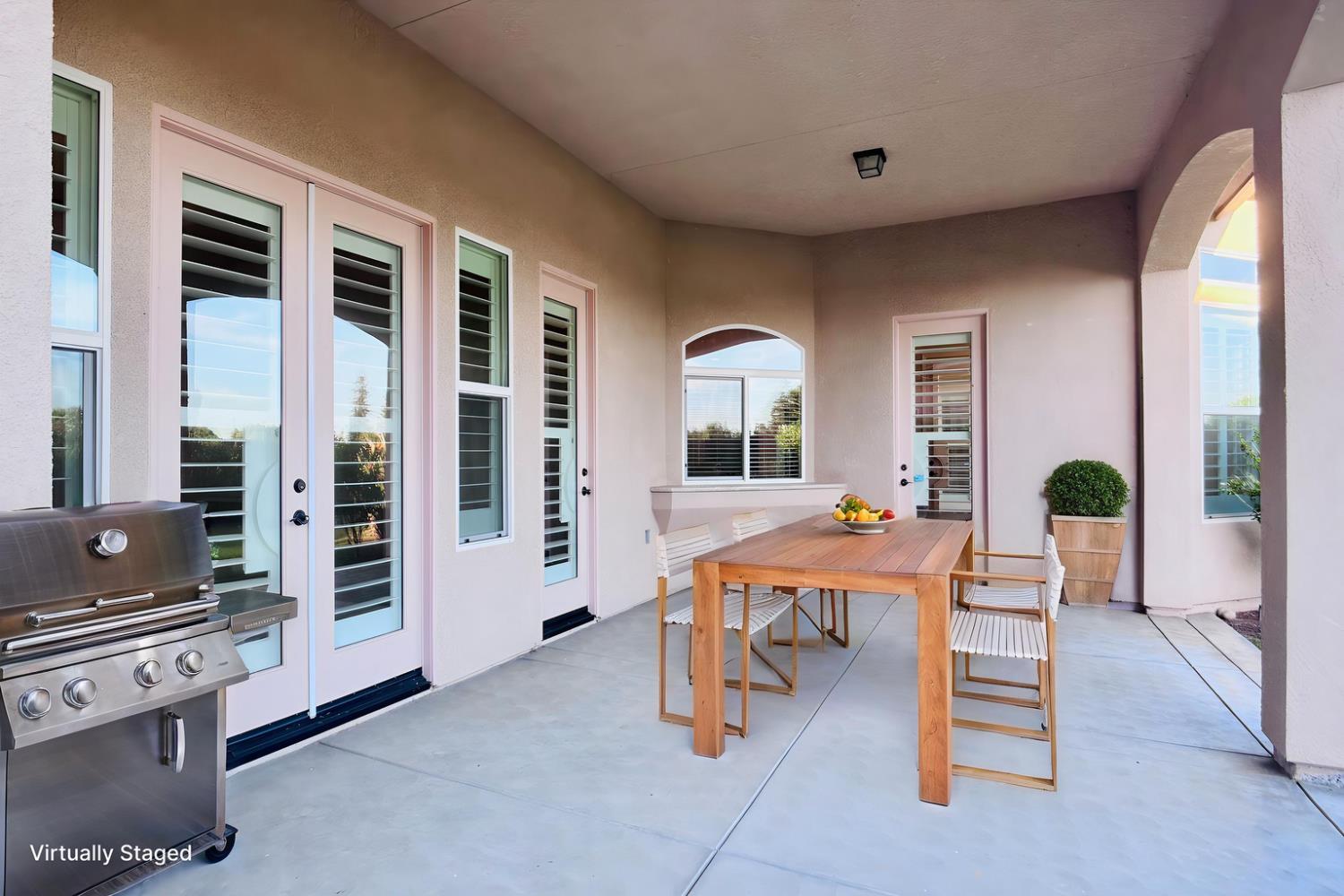 2770 Muncie Ave, Clovis, CA 93619