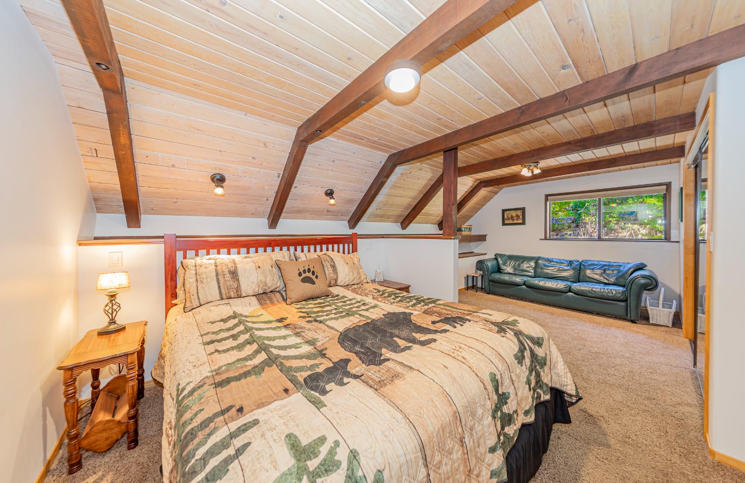 1163 Silver Tip Ln, Fish Camp, CA 93623