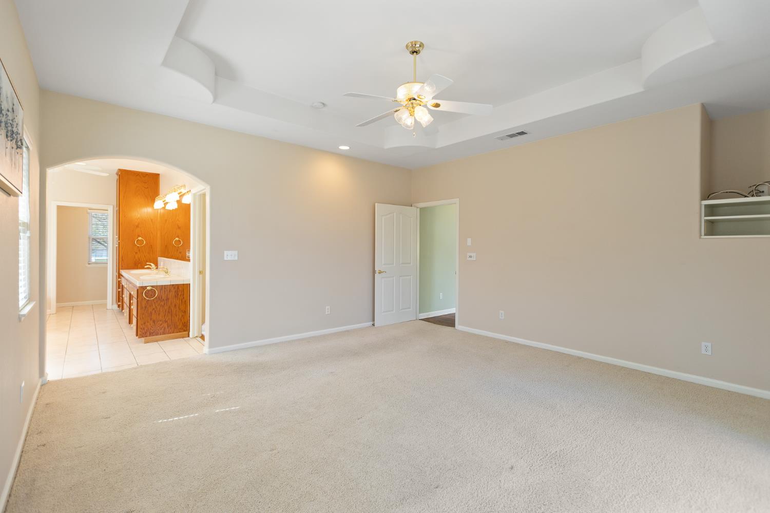 32250 Appaloosa Dr, Lindsay, CA 93265