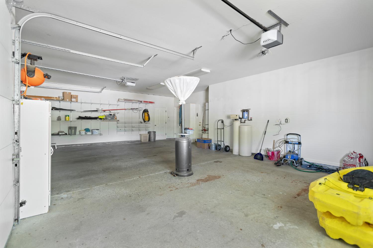 32250 Appaloosa Dr, Lindsay, CA 93265