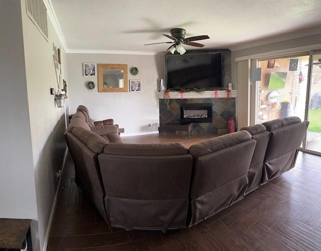 2936 N Spalding Ave, Fresno, CA 93703