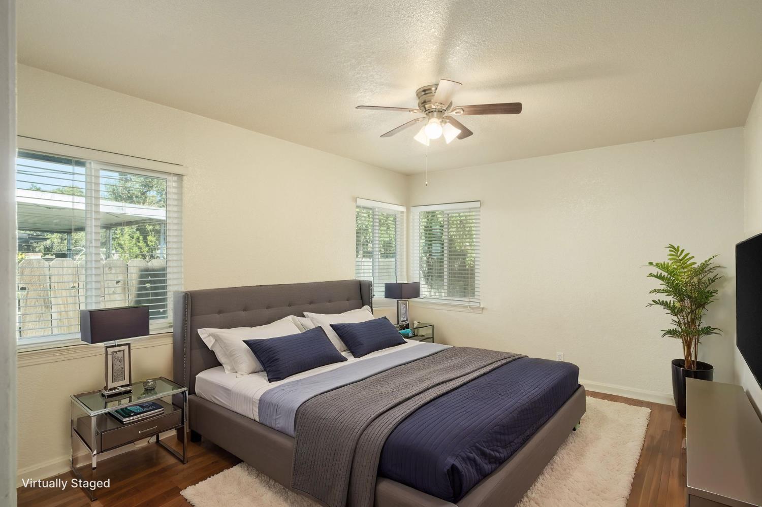 4664 N Vagedes Ave, Fresno, CA 93705