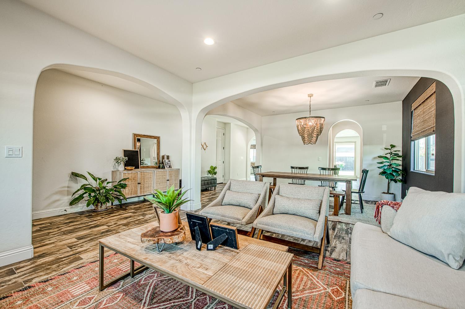 753 E Aretha Ave, Fowler, CA 93625