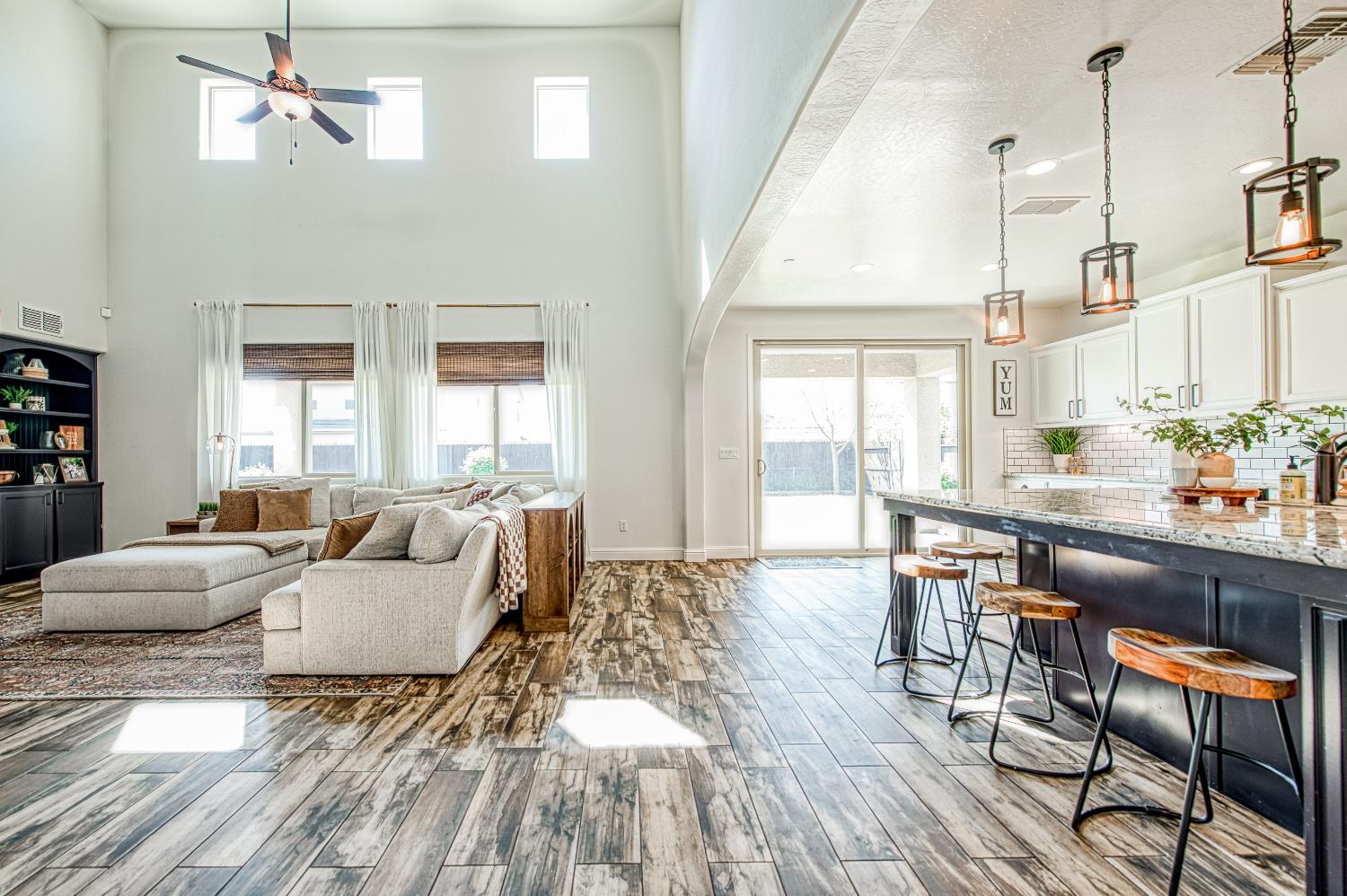 753 E Aretha Ave, Fowler, CA 93625