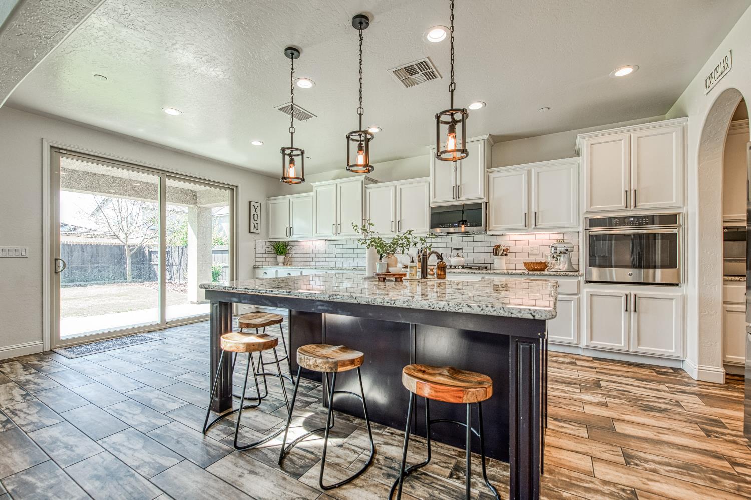 753 E Aretha Ave, Fowler, CA 93625