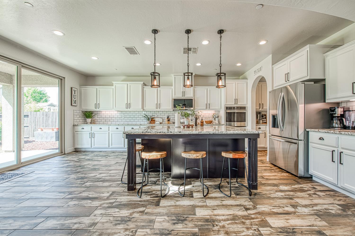 753 E Aretha Ave, Fowler, CA 93625