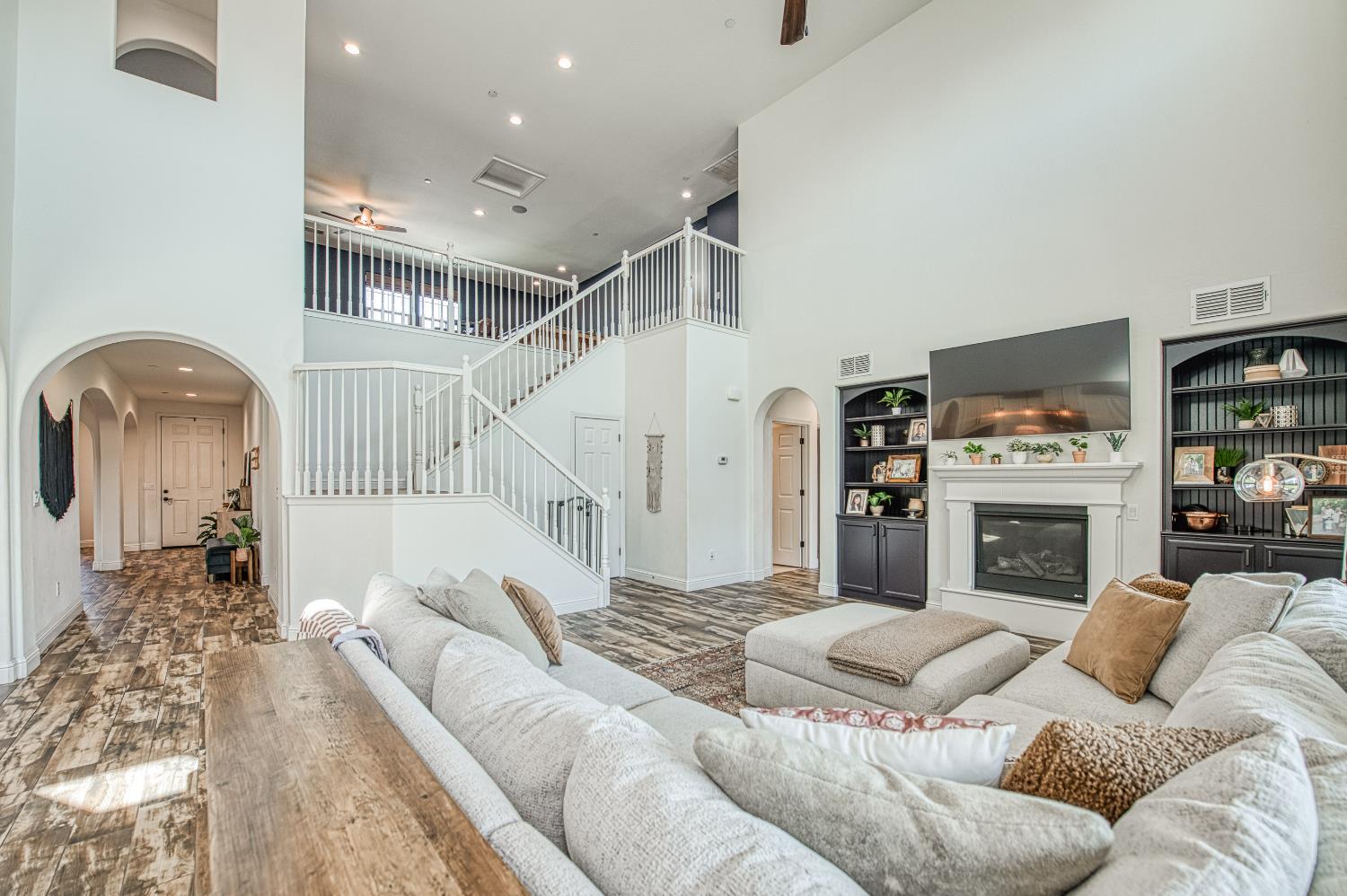 753 E Aretha Ave, Fowler, CA 93625