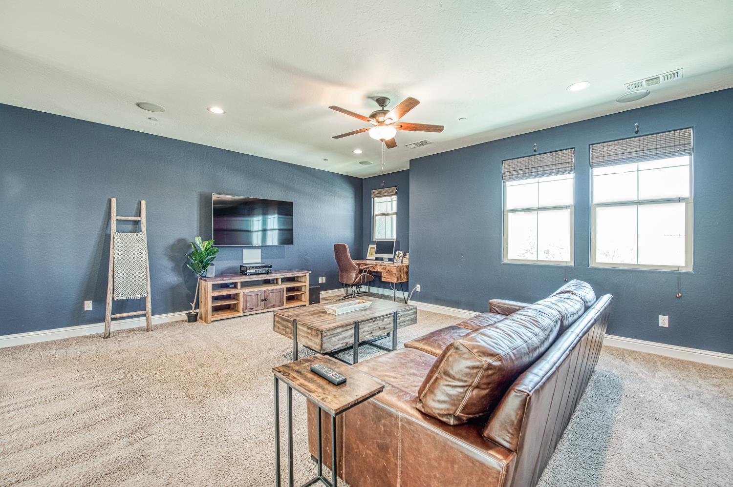 753 E Aretha Ave, Fowler, CA 93625