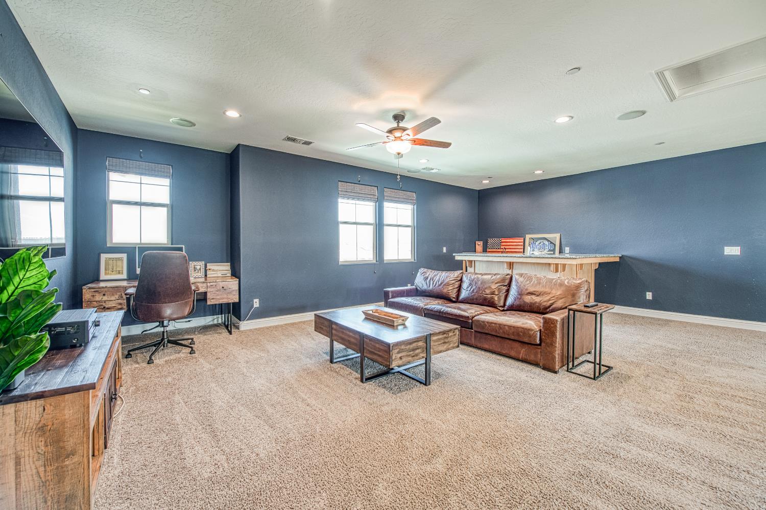 753 E Aretha Ave, Fowler, CA 93625