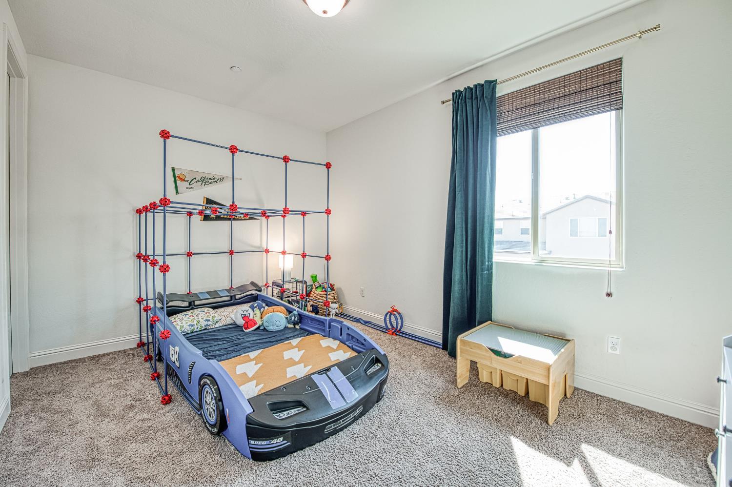 753 E Aretha Ave, Fowler, CA 93625