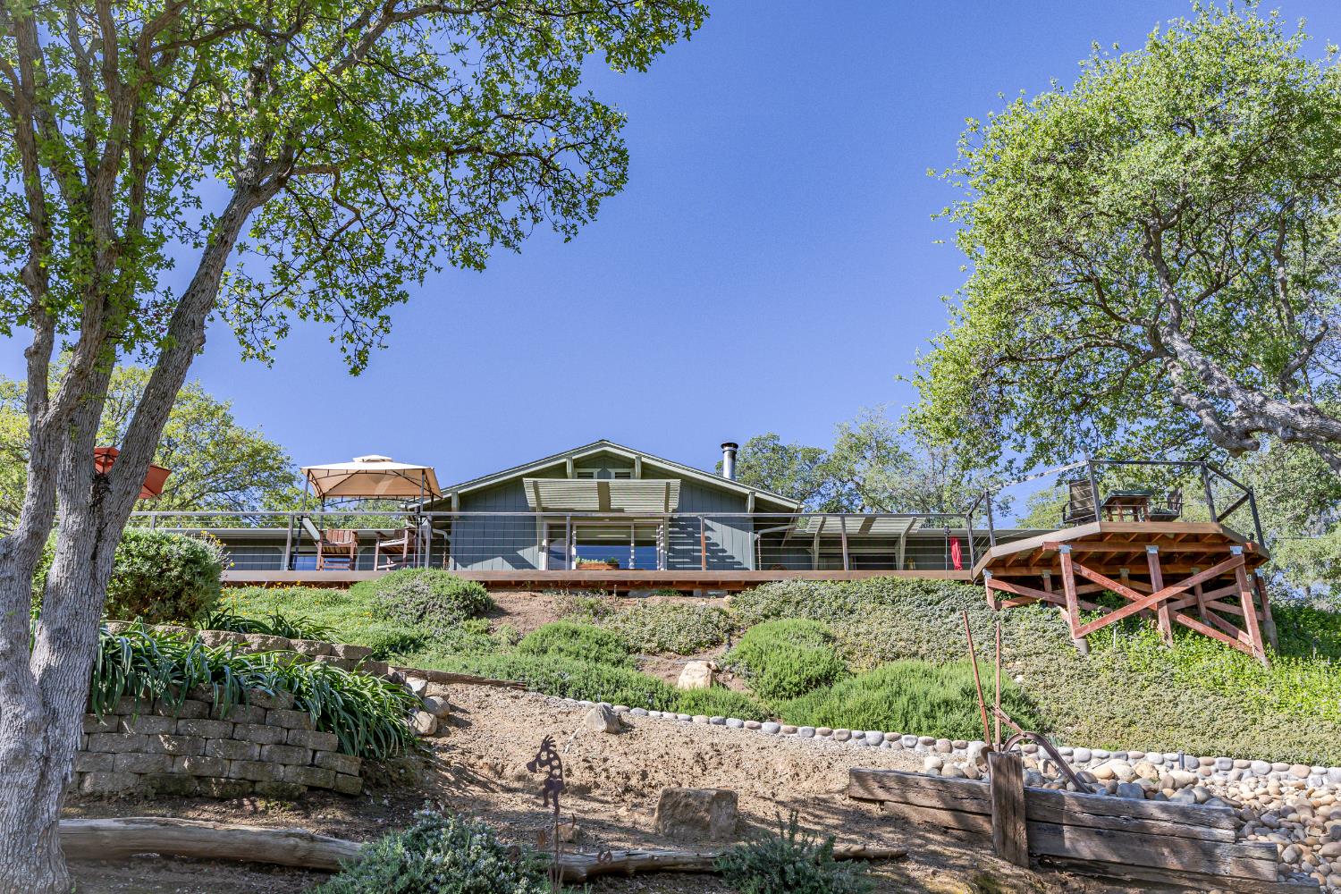 29890 Horseshoe Dr, Coarsegold, CA 93614