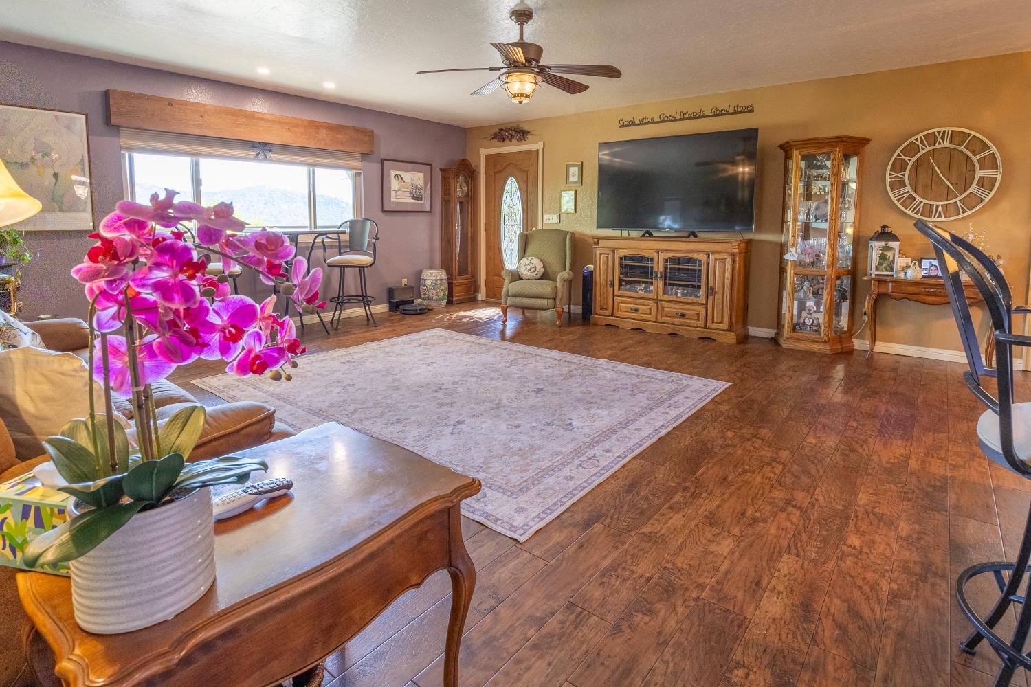 29890 Horseshoe Dr, Coarsegold, CA 93614