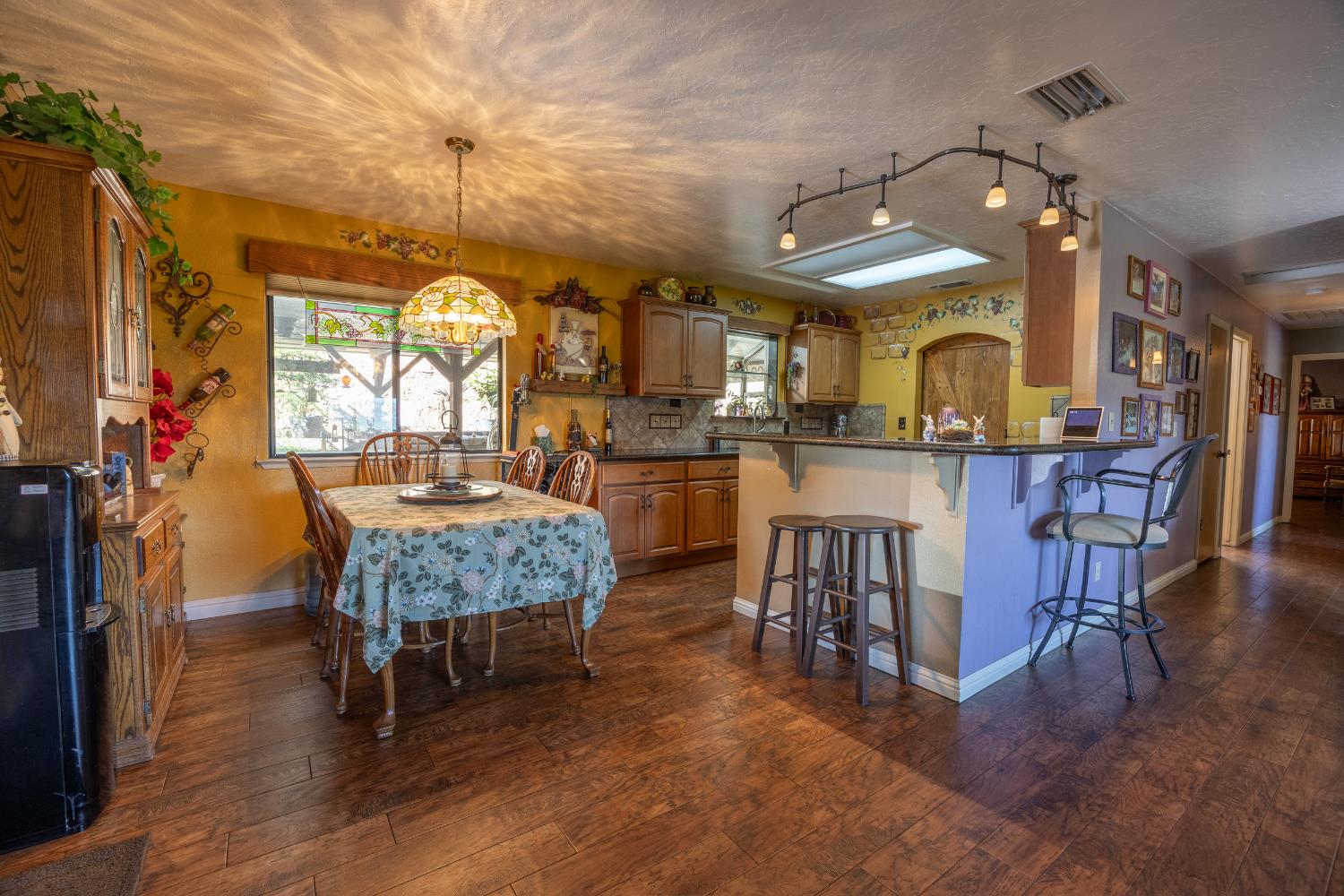 29890 Horseshoe Dr, Coarsegold, CA 93614