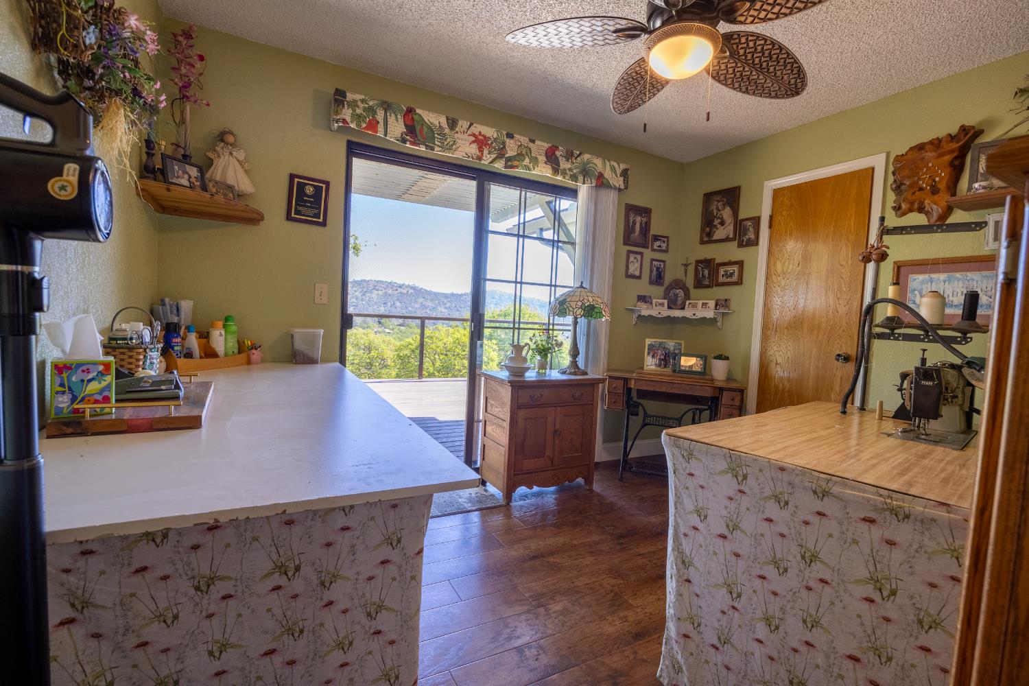 29890 Horseshoe Dr, Coarsegold, CA 93614