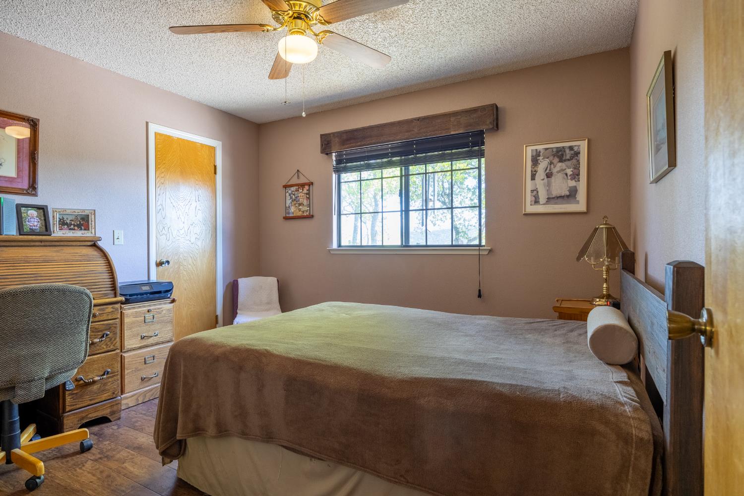 29890 Horseshoe Dr, Coarsegold, CA 93614